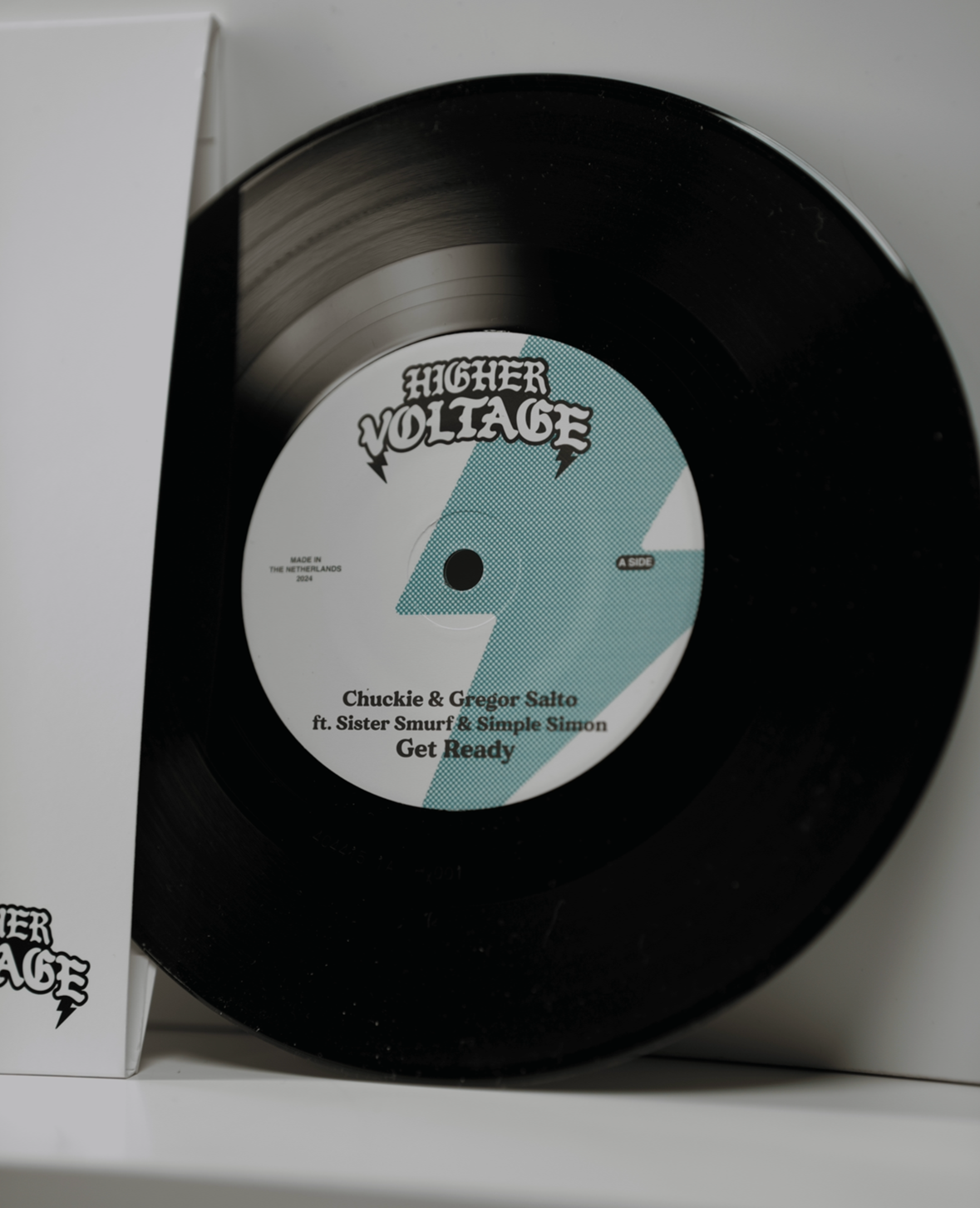 7 Inch Vinyl (limited edition) - Chuckie & Gregor Salto ft. Sister Smurf & Simple Simon - Get Ready